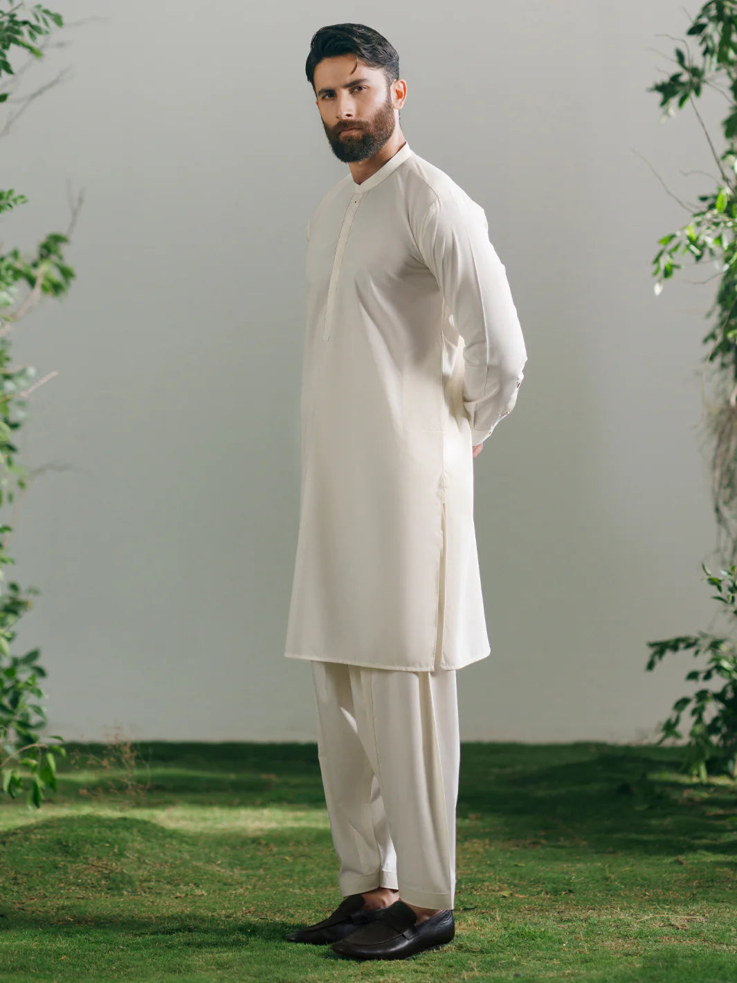 White - Kameez Shalwar