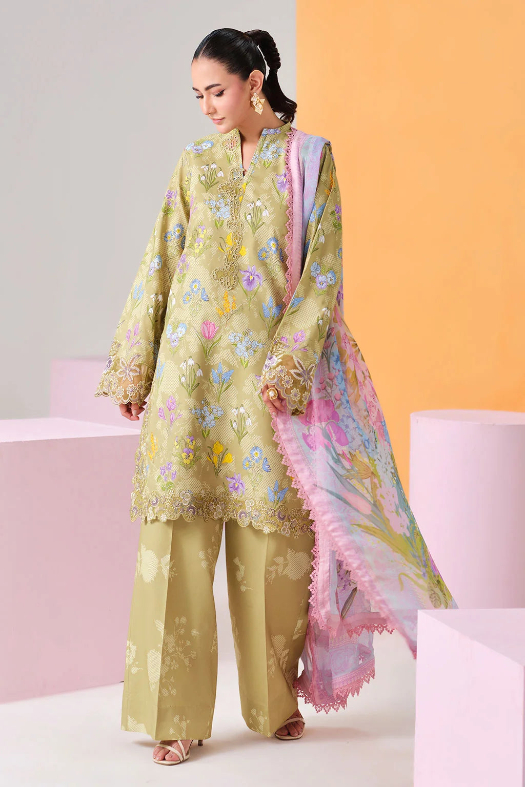 Zari- Lawn Digital Printed Suit -3PC
