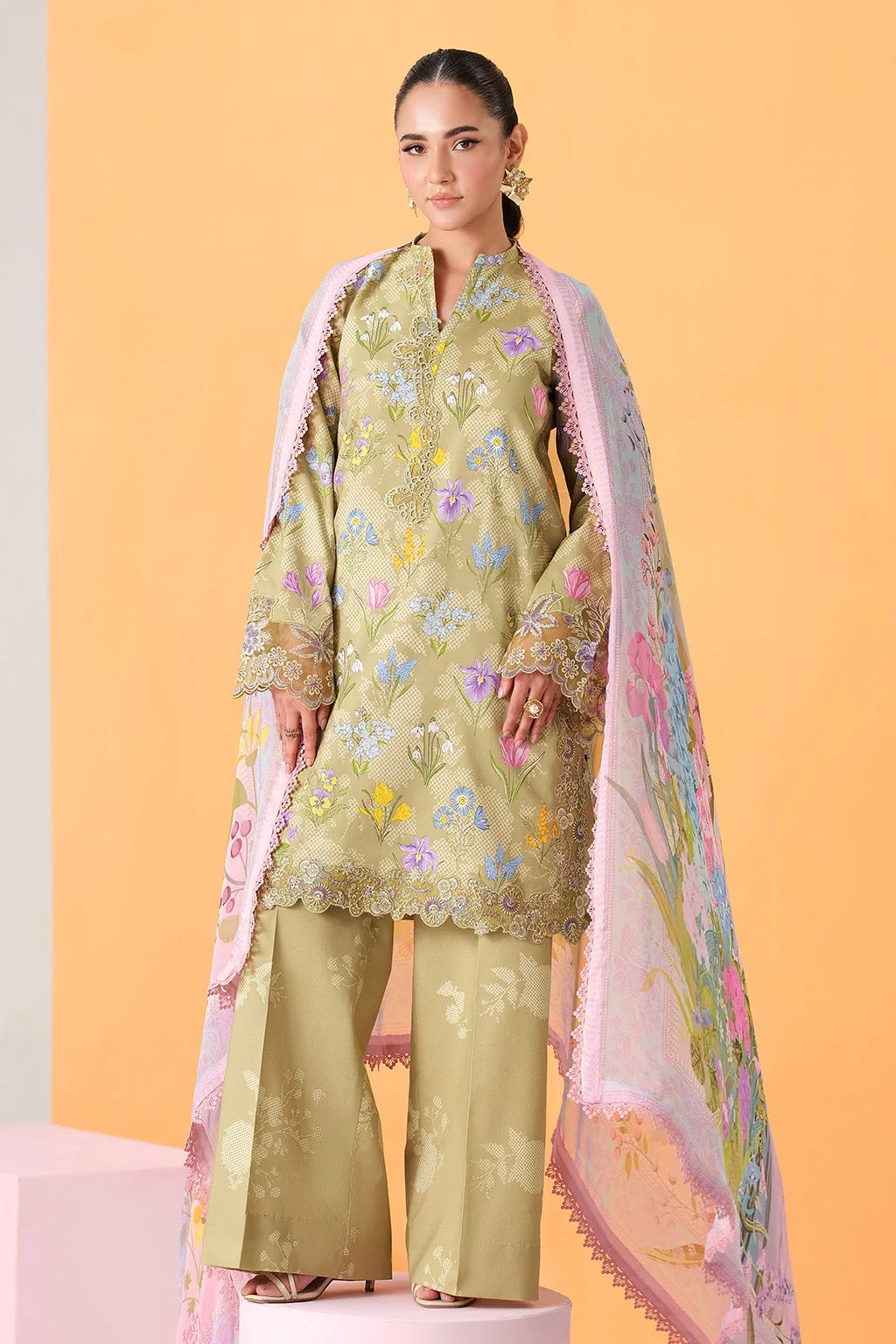 Zari- Lawn Digital Printed Suit -3PC